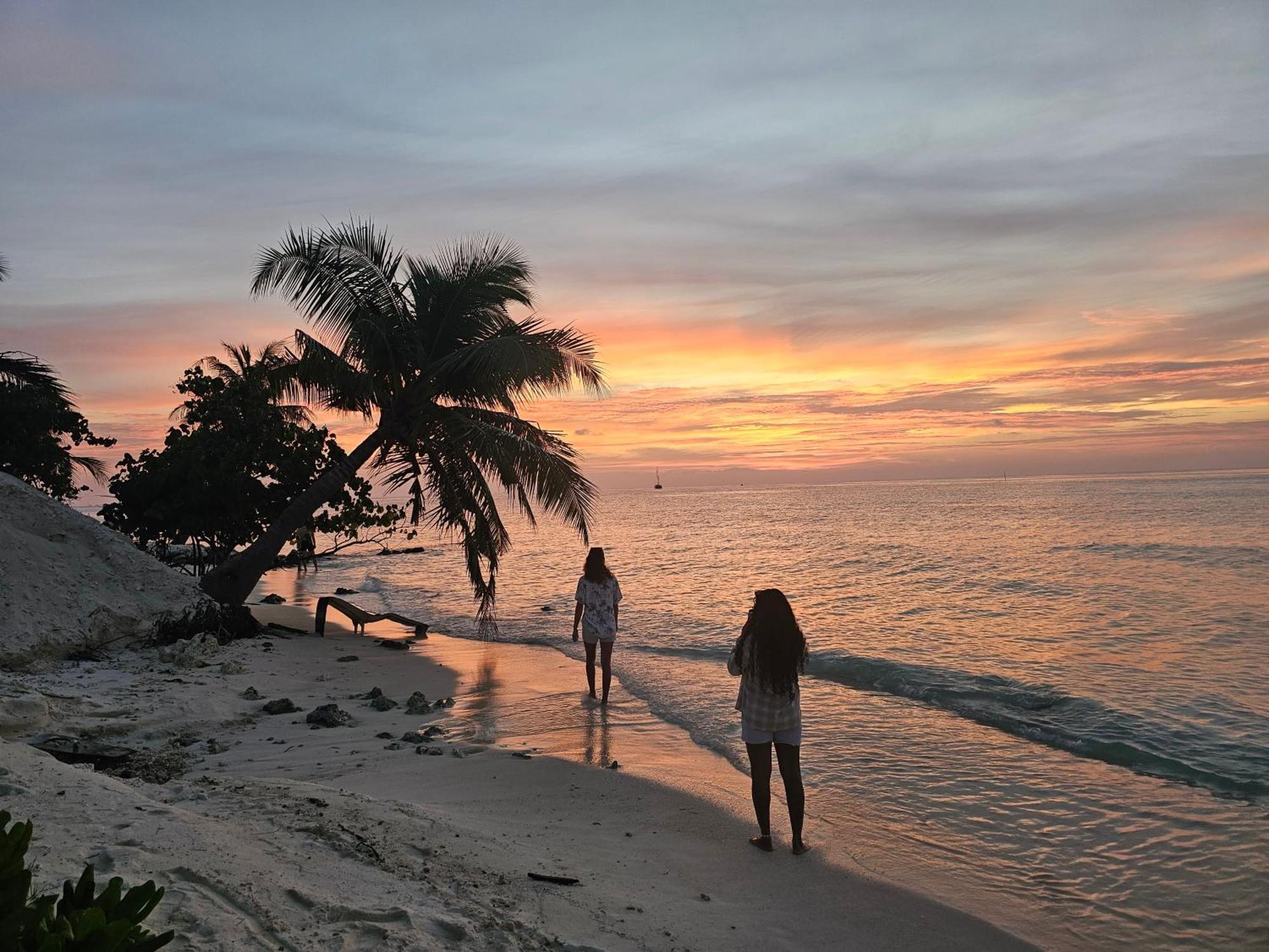 Nirili Villa Dhiffushi Kültér fotó